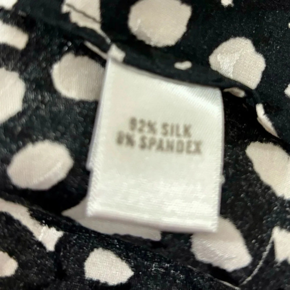 St. John Silk Blend Pleated Black and White Skirt - Picture 8 of 8